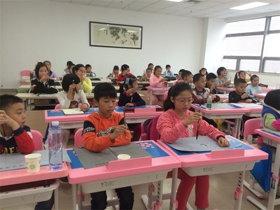 &ldquo;樂(lè)享藝術(shù)生活&rdquo;-2016年度光明新區(qū)文化館公益文化藝術(shù)培訓(xùn)完滿結(jié)課