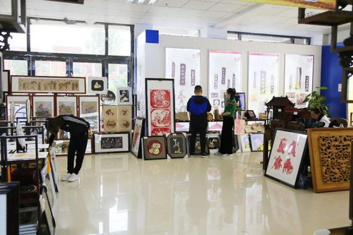 翰墨飄香展新篇——第十屆通渭書(shū)畫文化藝術(shù)節(jié)第五日深度解讀與咨詢紀(jì)實(shí)